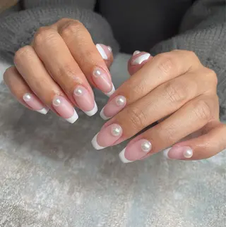 ネイル with hues AYAのネイルデザイン