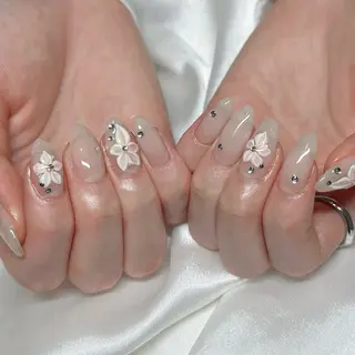 ネイル L'oeillet HIBIKIのネイルデザイン