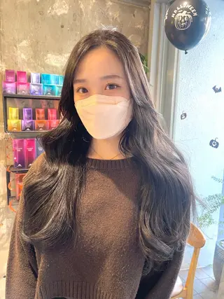 ロング zest kalonのヘアスタイル