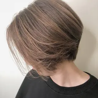 ショート カラー GANNI/ NOA🐈⬛🎀のヘアスタイル