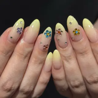 ネイル 🍒 akariのネイルデザイン