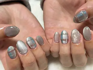 ミディアム yuka ⭐︎のネイルデザイン