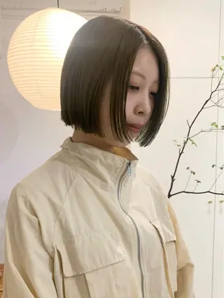 ミディアム カラー 落合希 Olivebeigeのヘアスタイル