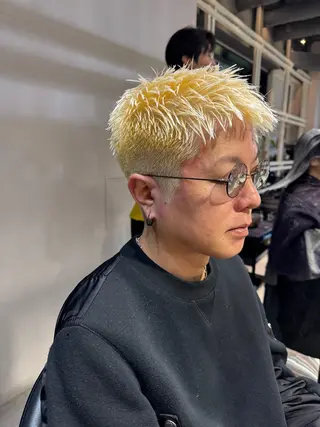 ショート カラー メンズ 似合う髪型見つけます AYAKAのヘアスタイル