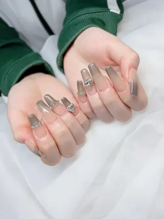 ネイル Tina Nailstudioのネイルデザイン