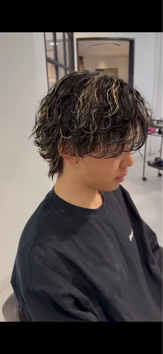 パーマ メンズ メンズパーマ特化/ シャドウ/波巻/陸翔のヘアスタイル