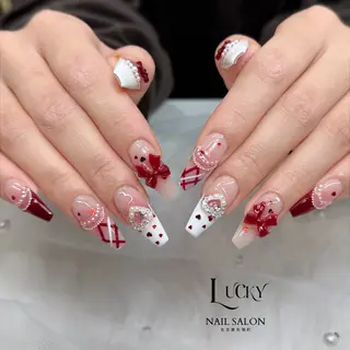ネイル Lucky Nail Salonのネイルデザイン
