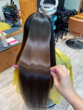 ロング MAHALO 豊明店のヘアスタイル