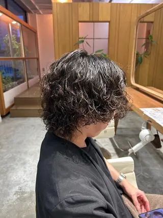 ショート パーマ メンズ 佐藤 悠生 メンズパーマ.カットのヘアスタイル