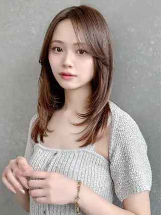 ミディアム ✨ミディアム レイヤーハルキのヘアスタイル