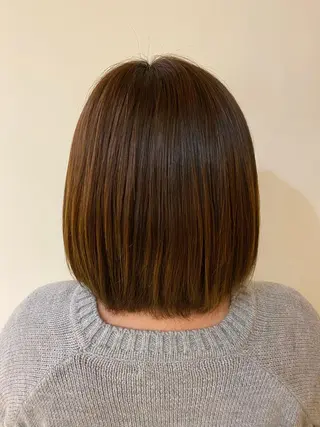 ミディアム 小楠 菜美のヘアスタイル