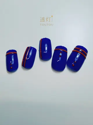 ネイル 透灯 TOUTOU 🪄のネイルデザイン