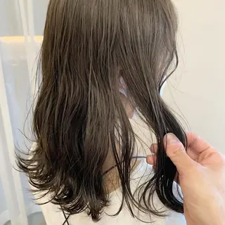 ロング カラー ネイル ハイトーンボブ 前田 表参道　グレージュのヘアスタイル