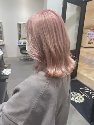 ミディアム カラー ヘアアレンジ 小倉 愛里のヘアスタイル