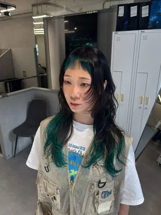 ミディアム カラー ハイトーン推しカラー Shosei/心斎橋のヘアスタイル