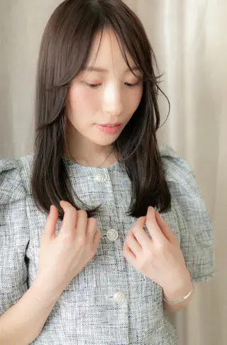 セミロング カラー 出川 宙☘️のヘアスタイル