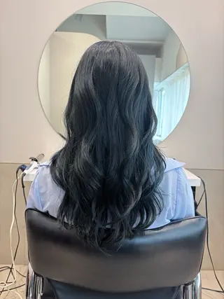 ロング カラー 佐野 えり奈のヘアスタイル