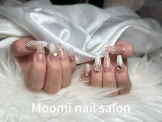 ロング 長さだし専門店 Moominのネイルデザイン