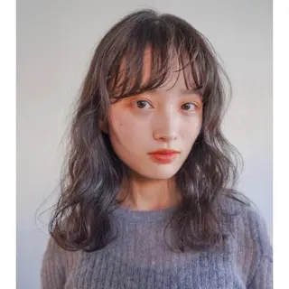 セミロング 似合わせカット× 顔周りカットるな🌛のヘアスタイル