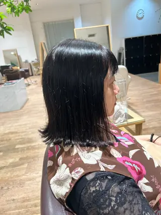 セミロング 伊藤 由華のヘアスタイル