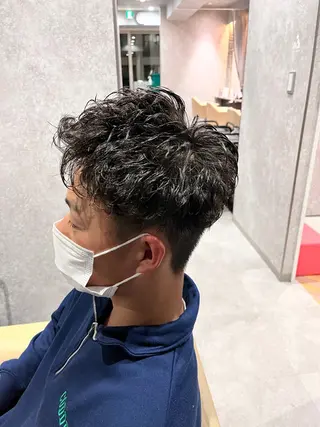 パーマ 白崎 隆人のヘアスタイル
