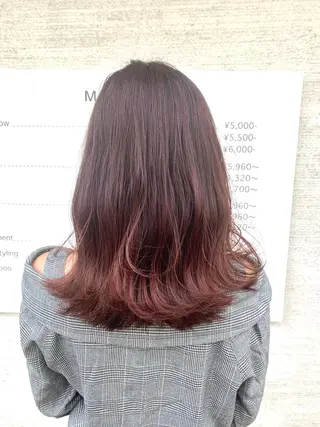 ミディアム 斉藤大河 カラー/縮毛矯正のヘアスタイル