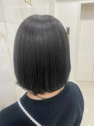 ショート ami 顔まわりカット／小顔のヘアスタイル