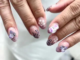 ネイル 金田 純香のネイルデザイン