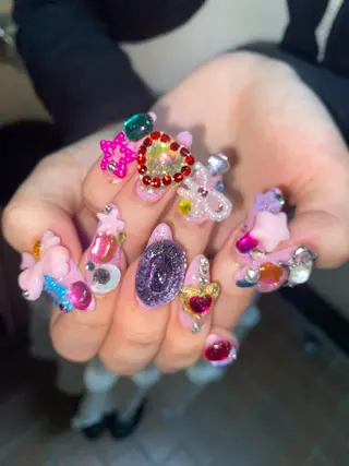 ネイル 個性派🌺推しネイル 💅💞hota🐇のネイルデザイン