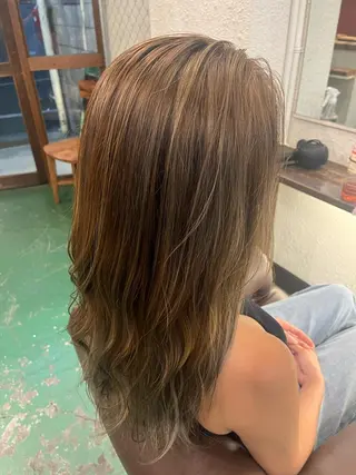 ロング カラー ♱地雷カラー♱ウルフ ♱ 藍衣 ♱のヘアスタイル