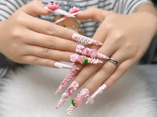 ネイル Mira Nail Studioのネイルデザイン