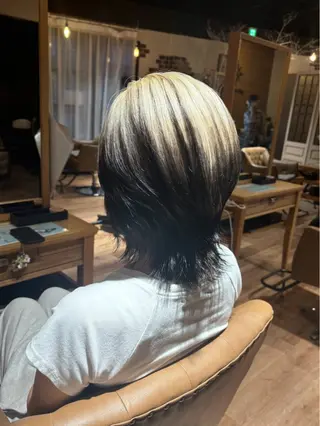 カラー 西村 雪菜のヘアスタイル