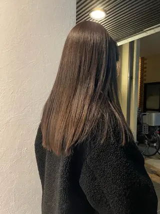 ロング カラー KYOKA .のヘアスタイル