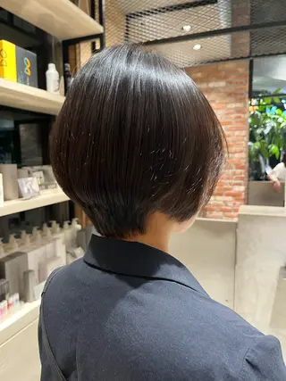ショート 志賀 楓のヘアスタイル
