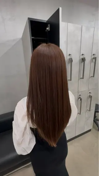 ロング カラー 小田 美沙紀のヘアスタイル