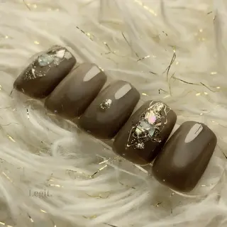 ネイル Legit nail salonのネイルデザイン