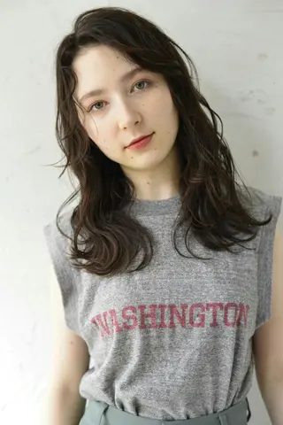 セミロング 🎊LUK🎊_公 式_🩵髪質改善🩵のヘアスタイル