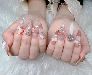 ネイル Lee Nailsのネイルデザイン