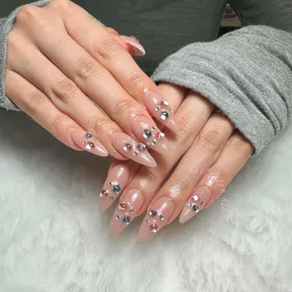 ネイル ユリ🎀長さだし/ パラジェル/持ち込みのネイルデザイン
