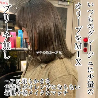 ショート カラー ハイトーンボブ 前田 表参道　グレージュのヘアスタイル