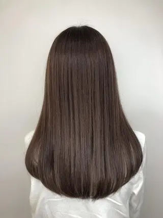 セミロング カラー 【透明感、艶髪】西村 有司のヘアスタイル