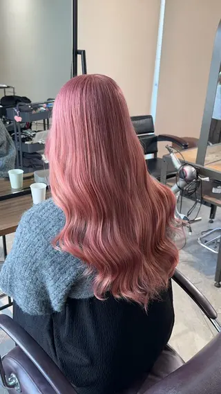 ミディアム カラー パーマ ヘアアレンジ ブリーチカラー🤍 颯馬🐈‍⬛のヘアスタイル