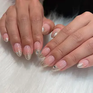 ネイル MEI 🍑 nail OAKのネイルデザイン