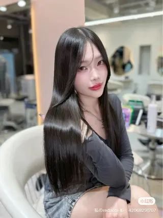 ロング ヘアアレンジ 大宮縮毛矯正🩵 レイヤー 佐藤和のヘアスタイル
