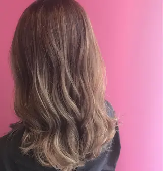 セミロング ✨ブリーチマスター✨ オクヤマヨウスケのヘアスタイル