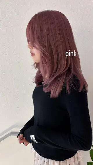 ロング カラー 🍓ハイトーンカラー 🎀nene🍓のヘアスタイル