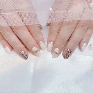 ミディアム Nail Salon +Aのネイルデザイン