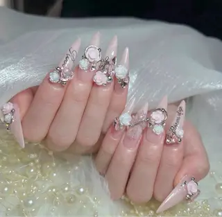 ネイル Hy nailsのネイルデザイン