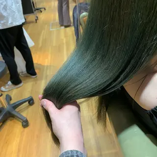 ロング カラー little 小濱彰太のヘアスタイル