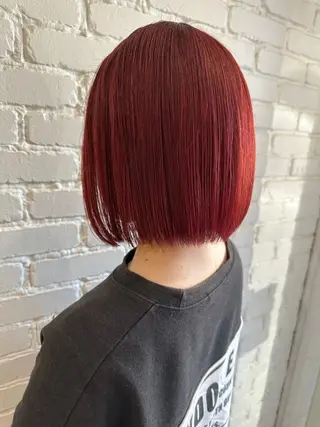 ショート カラー 💫レイヤーカット 💫ブリーチ💫サキのヘアスタイル
